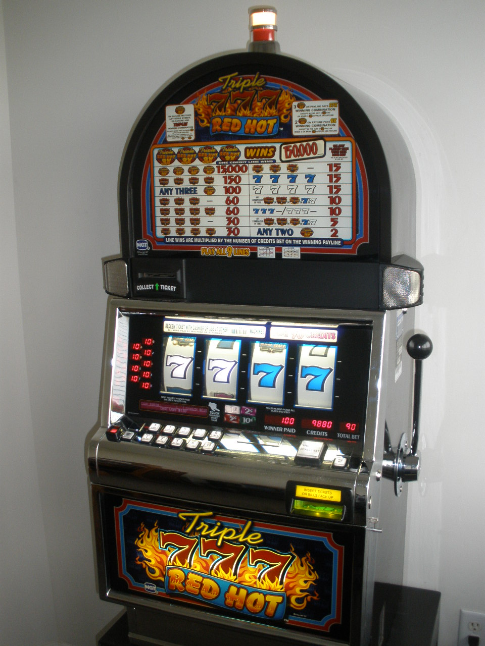 IGT TRIPLE RED HOT 777s FOUR REEL S2000 SLOT MACHINE For Sale • Gambler ...