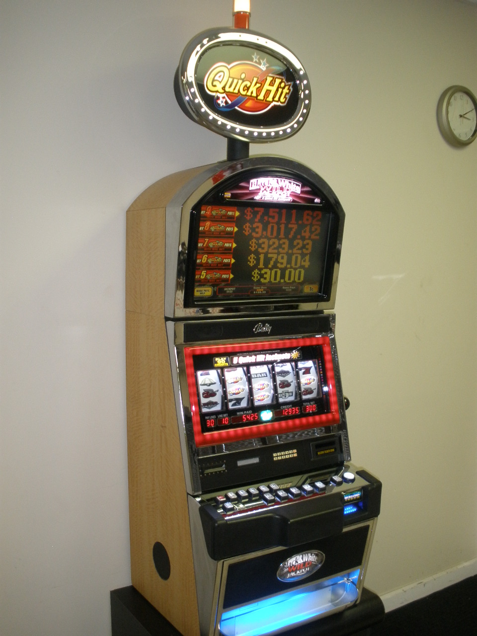 slot machine free coins