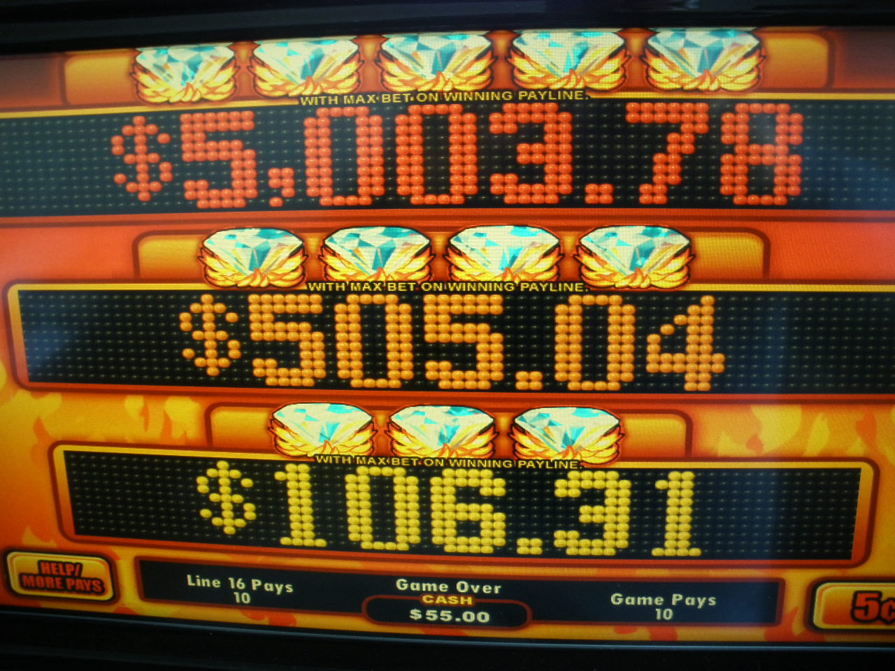 devils and diamonds slot machine