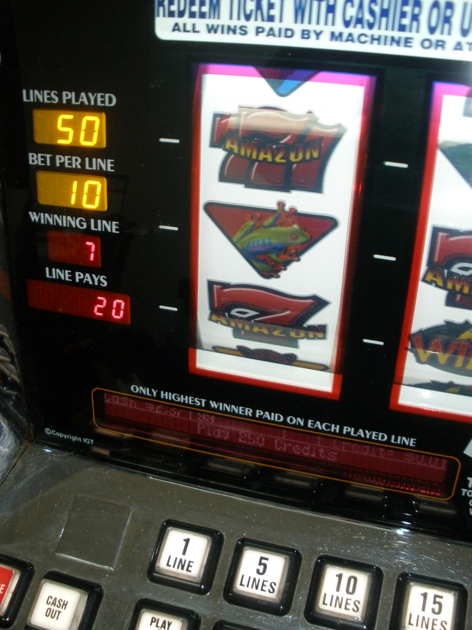 slot machines says win 2000 dollars