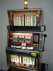 IGT HOT PEPPERS TWO CREDIT FLAT TOP S2000 SLOT MACHINE 