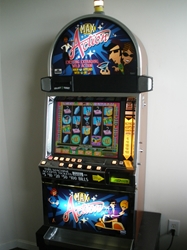 IGT  "MAX ACTION" I-GAME VIDEO SLOT MACHINE WITH LCD TOUCHSCREEN MONITOR 