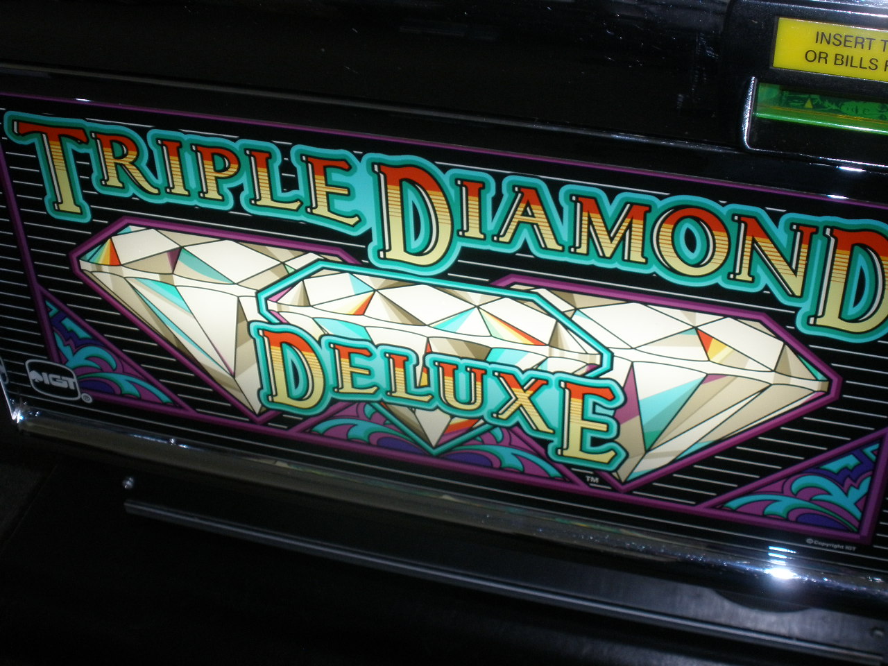 triple diamond deluxe slot machine