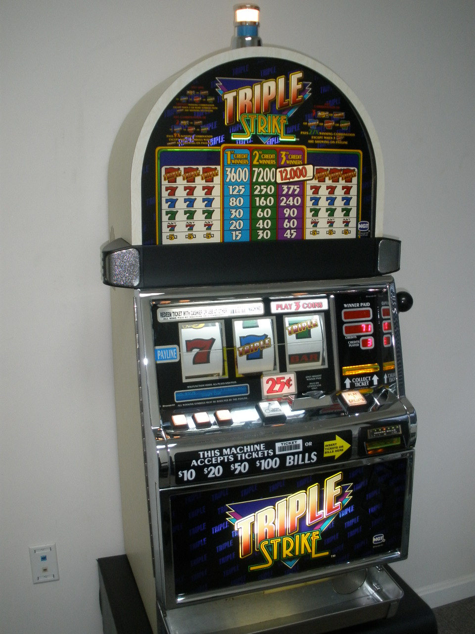 igt triple play slot machine