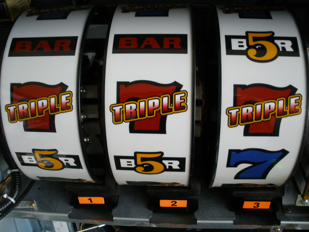 gold strike slot machines